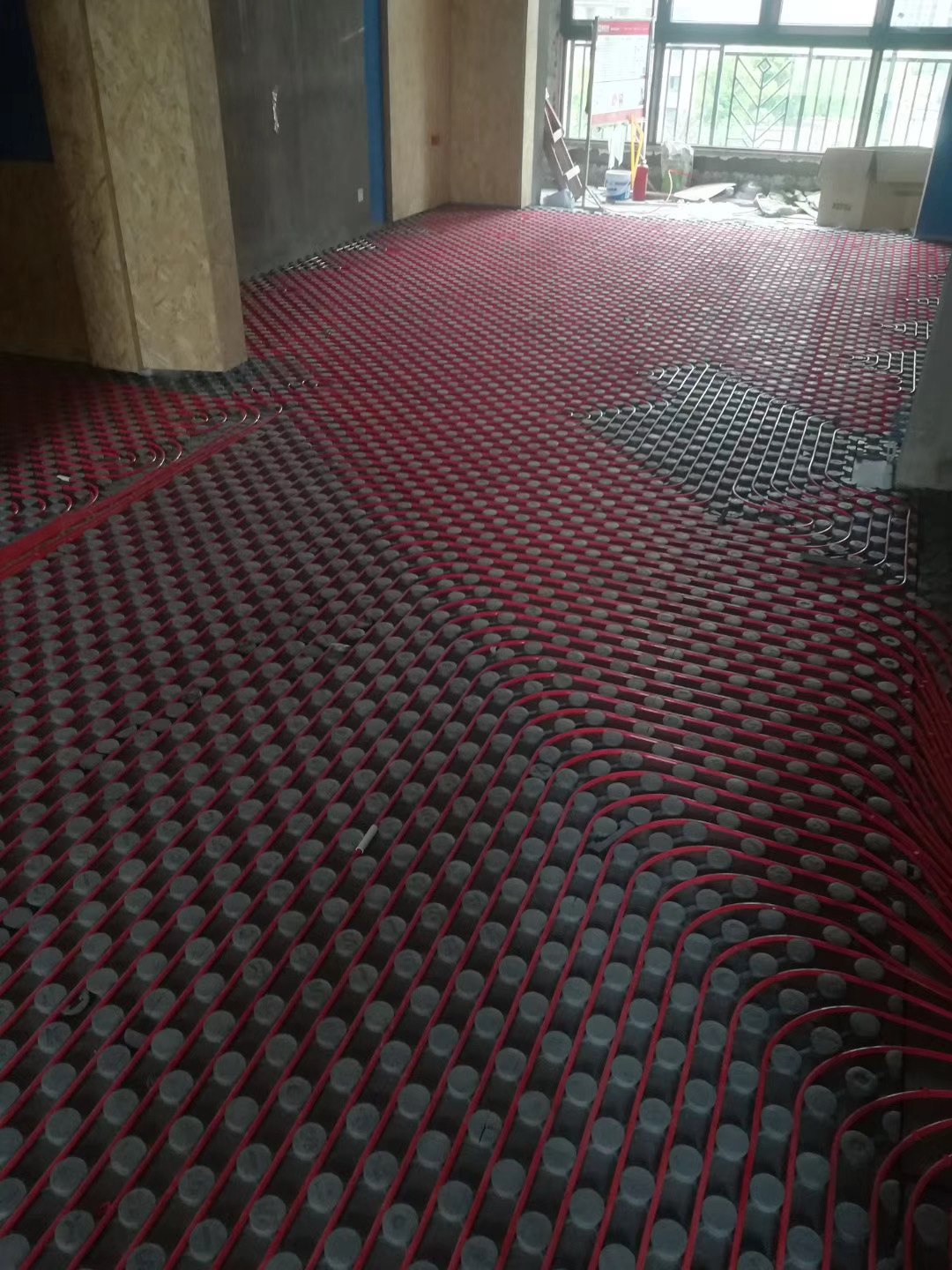 菲斯克地暖施工